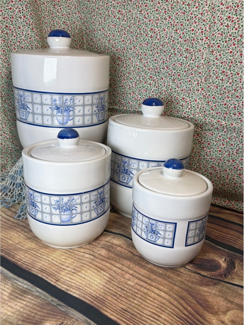 Vintage Pomerantz Stoneware Canister Set Blue and White Floral Pattern